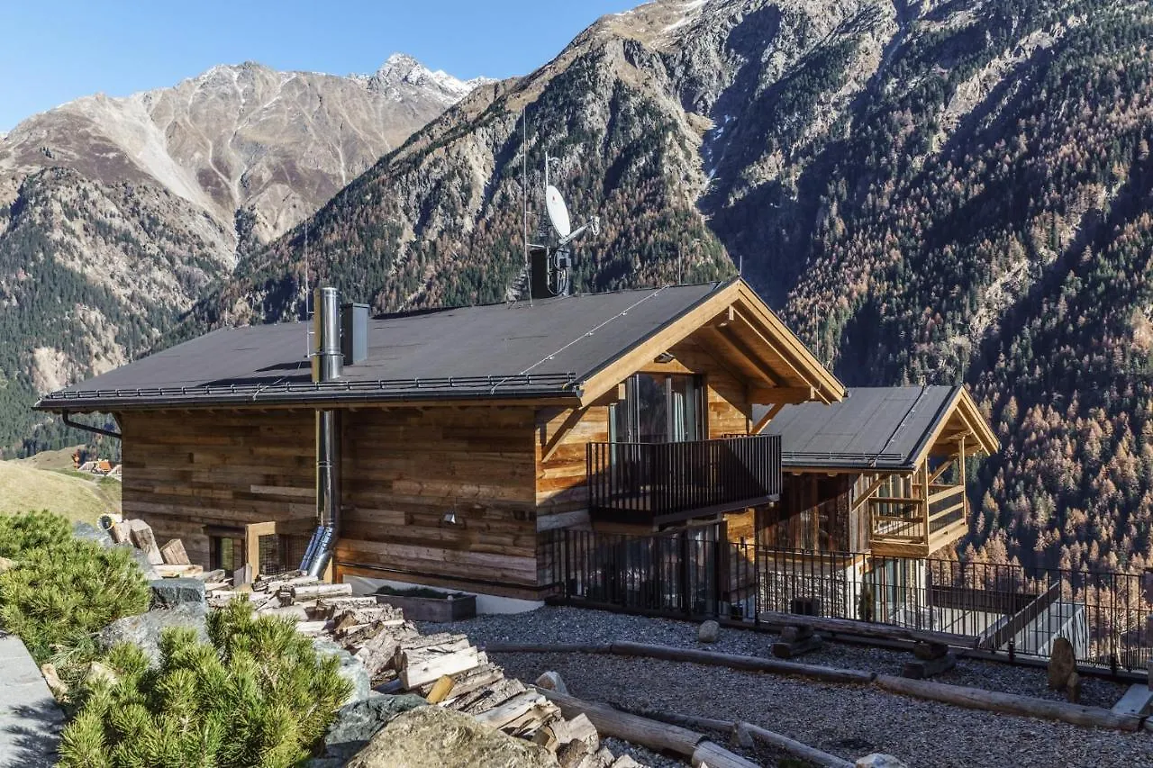 Chalets - The Peak Sölden 0*,  Austria