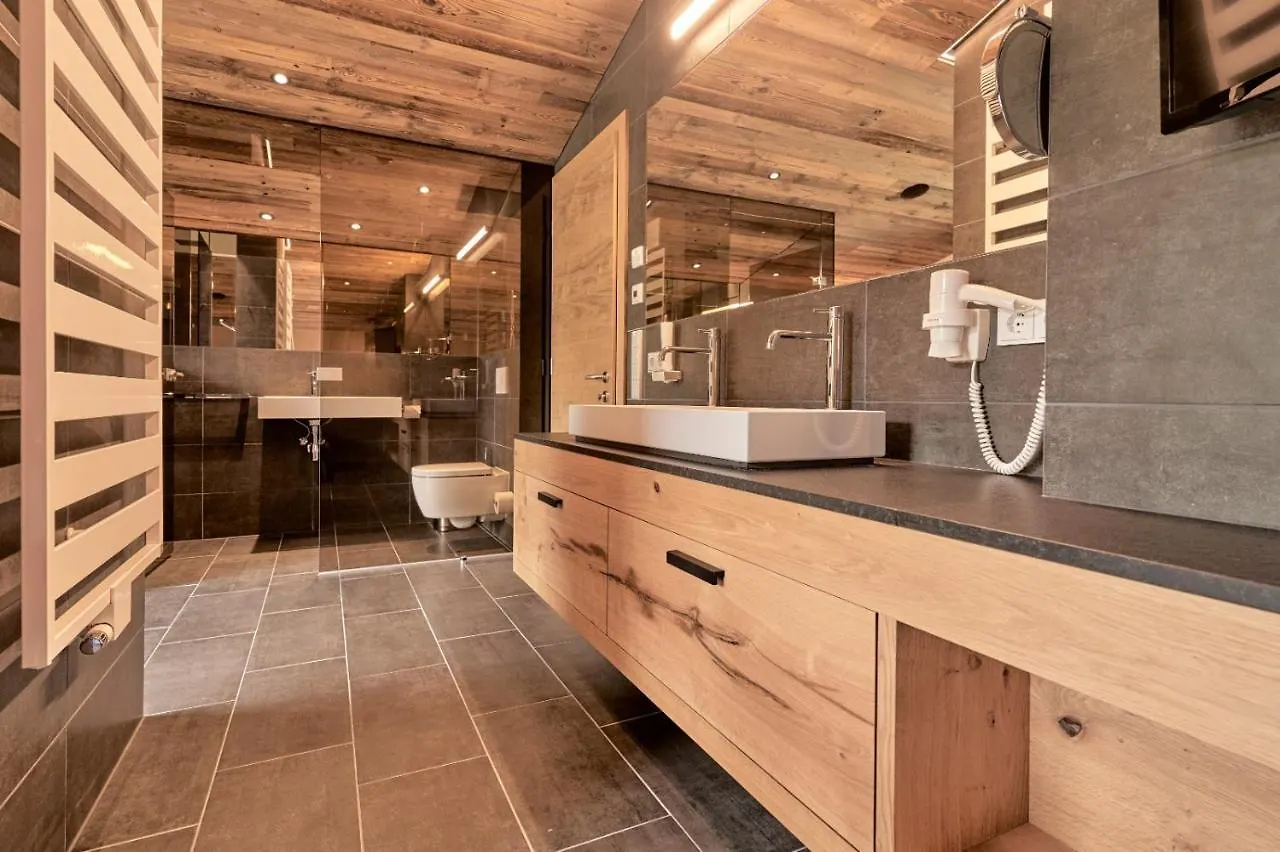 Chalets - The Peak Solden Austria
