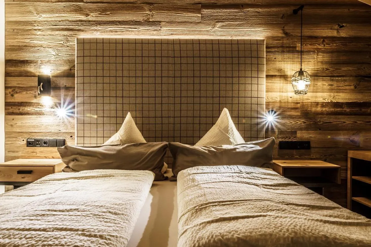 Chalets - The Peak Solden